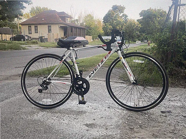 Weizze Tour Road Bike 700C White Drop Bar